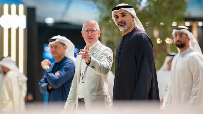 خالد بن محمد بن زايد يزور معرض جودة الحياة والاستثمار (ليفكس 2026)