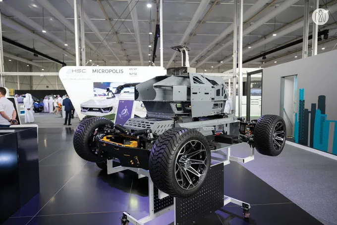 Khaled bin Mohamed bin Zayed attends second edition of DRIFTx exhibition