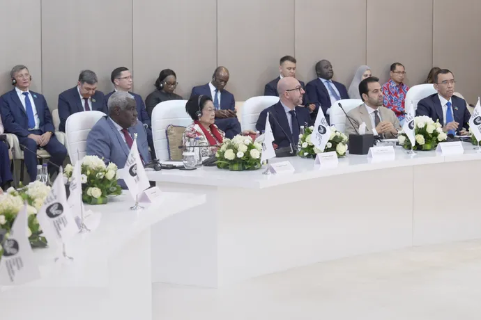 جائزة زايد للأخوة الإنسانية تستقطب مشاركة أكبر من 40 شخصية عالمية مؤثرة في جلستها النقاشية لعام 2026