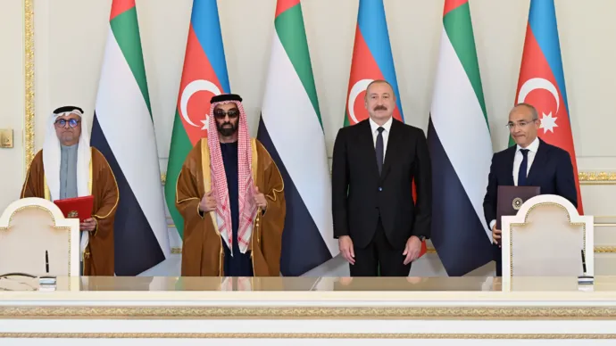 بحضور رئيس أذربيجان وطحنون بن زايد «لِعماد» وشركة أذربيجان القابضة للاستثمار تتعاونان لاستكشاف فرص استثمارية استراتيجية في جمهورية أذربيجان ومنطقة آسيا الوسطى
