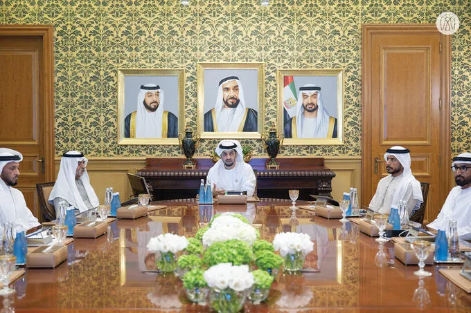 Hamdan bin Zayed chairs Abu Dhabi University board of trustees meeting