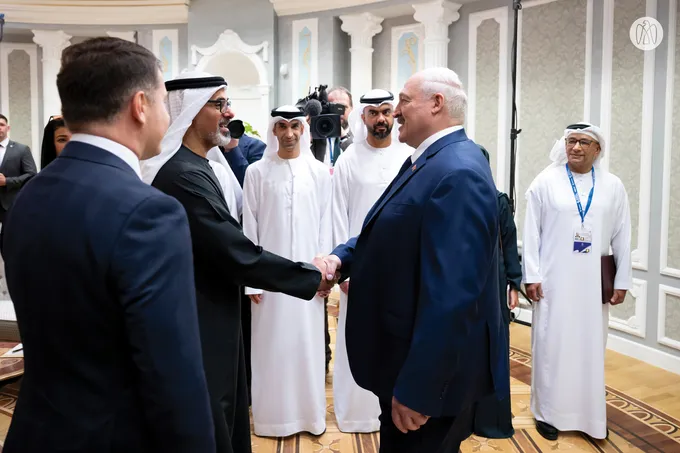 Crown Prince of Abu Dhabi and President of Belarus discuss further strengthening bilateral ties