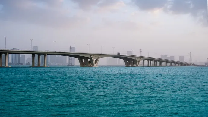 دائرة البلديات والنقل تُصدر اللائحة التنظيمية للسلامة البحرية في الممرات المائية لإمارة أبوظبي