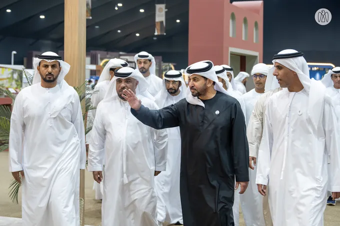 Hamdan bin Zayed visits 5th Al Dhafra Dates Festival in Madinat Zayed