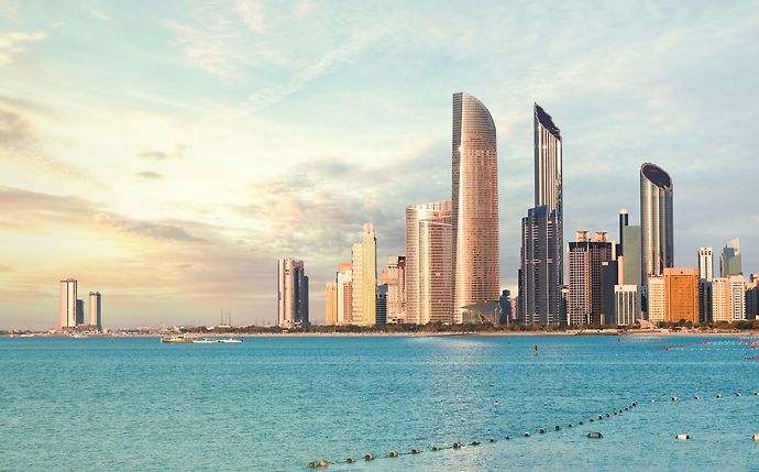 اقتصاد أبوظبي الأسرع نمواً في منطقة الشرق الأوسط وشمال إفريقيا خلال 2022 بمعدل 9.3%