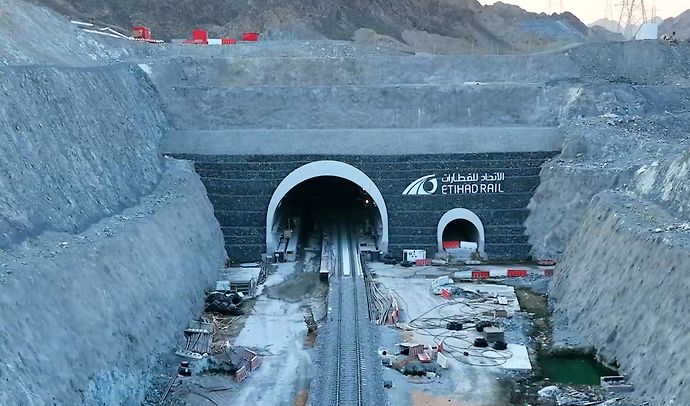 Etihad Rail Completes Tracklaying Works for the Main Line in Sharjah and Ras Al Khaimah