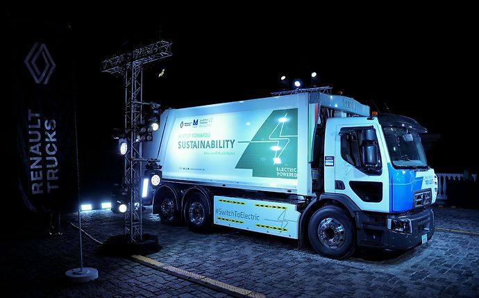 electric waste collection truck in Abu Dhabi