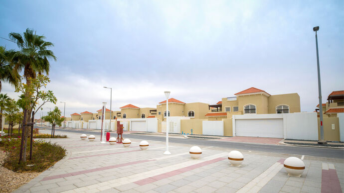 In cooperation with Department of Municipalities and Transport, Abu Dhabi Housing Authority concludes first phase of campaign to enhance use of government-provided housing units