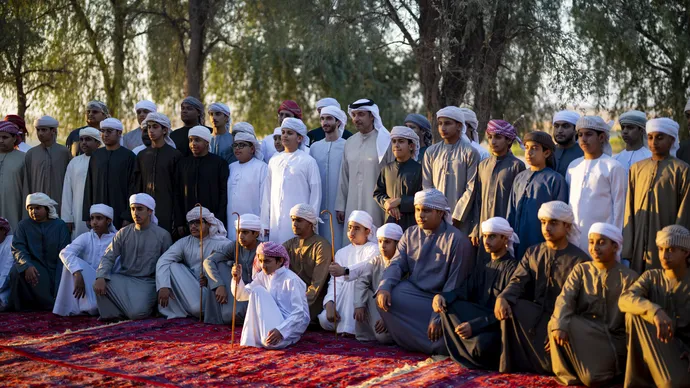 هزاع بن زايد يزور أبناء شهداء الوطن في مخيم أبناء الفخر الشتوي – رماح في منطقة العين