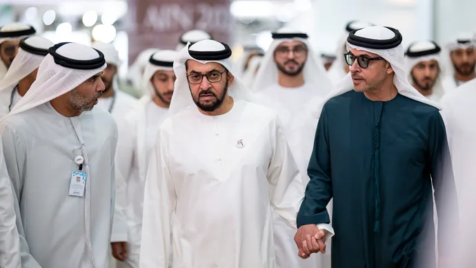 حمدان بن زايد وهزاع بن زايد يزوران المعرض الدولي للصيد والفروسية – العين في دورته الأولى