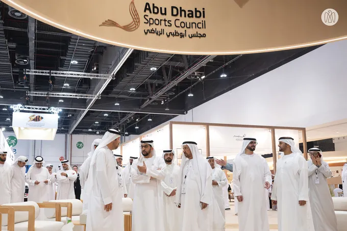 Hamdan bin Zayed visits 22nd Abu Dhabi International Hunting and Equestrian Exhibition
