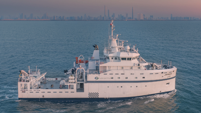 هيئة البيئة – أبوظبي تُكمل بنجاح أول رحلة استكشافية لأبحاث الغلاف الجوي في الخليج العربي على متن سفينة الأبحاث البحرية «جيّون»