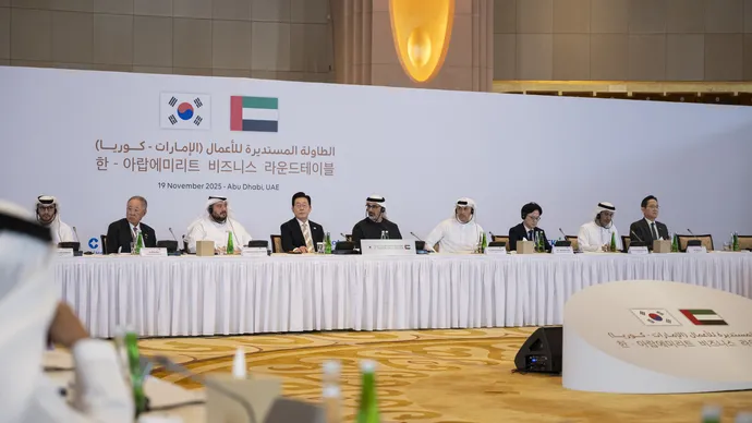 Crown Prince of Abu Dhabi and President of Korea attend roundtable meeting to enhance economic cooperation between the two countries
