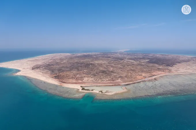 Hamdan bin Zayed visits Dalma Island and tours various development projects and vital service facilities