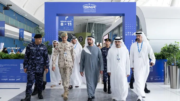 سيف بن زايد يفتتح الدورة التاسعة من المعرض الدولي للأمن الوطني ودرء المخاطر «آيسنار»