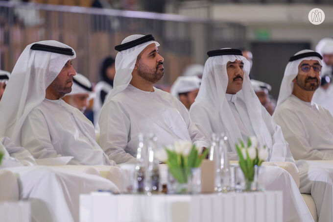برعاية منصور بن زايد.. ذياب بن محمد بن زايد يشهد تكريم 325 طالباً وطالبة من خرّيجي مكتب البعثات الدراسية