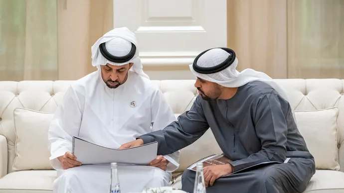حمدان بن زايد يطَّلع على المشاريع التنموية لمجلس الإمارات للتنمية المتوازنة في السلع