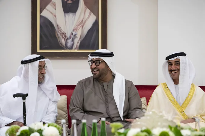 Mohammed bin Hamdan bin Zayed attends Zayed Khalifa Al Mehairbi wedding reception