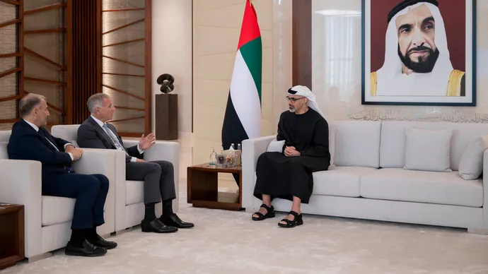 Khaled bin Mohamed bin Zayed meets Group CEO of HSBC
