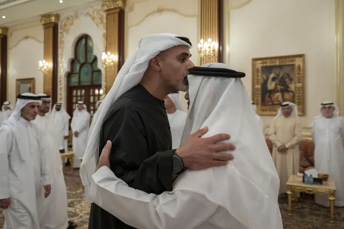 Khaled bin Mohamed bin Zayed offers condolences on the passing of Mohammed bin Butti Al Hamed’s wife
