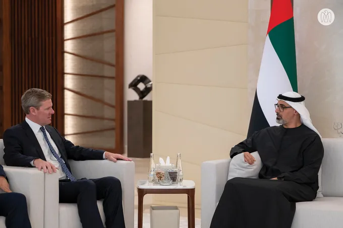 Khaled bin Mohamed bin Zayed meets CEO of Visa
