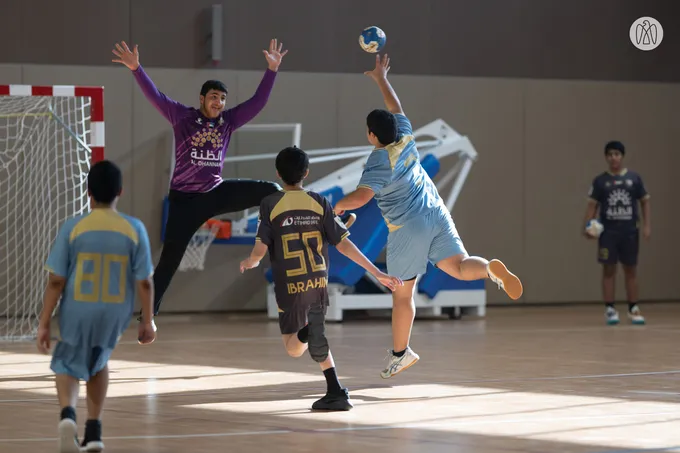 Hamdan bin Zayed inaugurates Ghayathi Community Sport Center in Al Dhafra Region