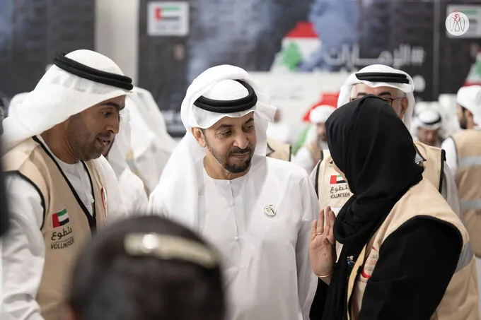 Hamdan bin Zayed participates in UAE stands with Lebanon humanitarian campaign efforts in Abu Dhabi