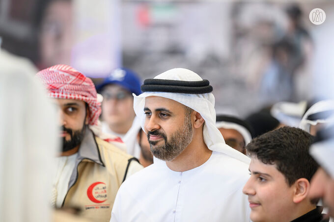 Sheikh Theyab bin Mohamed bin Zayed Al Nahyan visits Tarahum - for Gaza campaign centre in Abu Dhabi