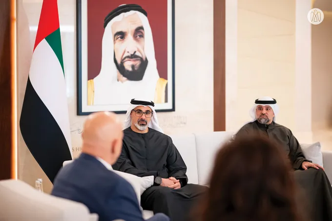 Khaled bin Mohamed bin Zayed meets Co-Chief Executive Officer of Oracle