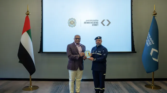 هيئة أبوظبي للدفاع المدني تستضيف الملتقى السنوي لقادة الإطفاء في المدن الكبرى 2026