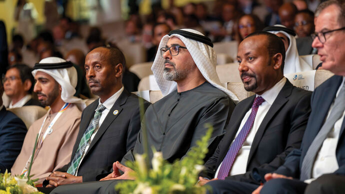 نيابة عن رئيس الدولة.. ولي عهد أبوظبي يرأس وفد الإمارات إلى مؤتمر &quot;عالم بلا جوع&quot; في أديس أبابا