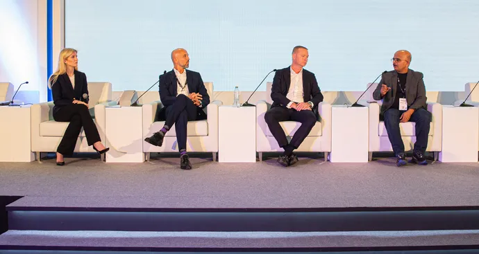In partnership with Amazon and 7X, UAE Independent Climate Change Accelerators issues report on UAE commercial electric vehicles landscape