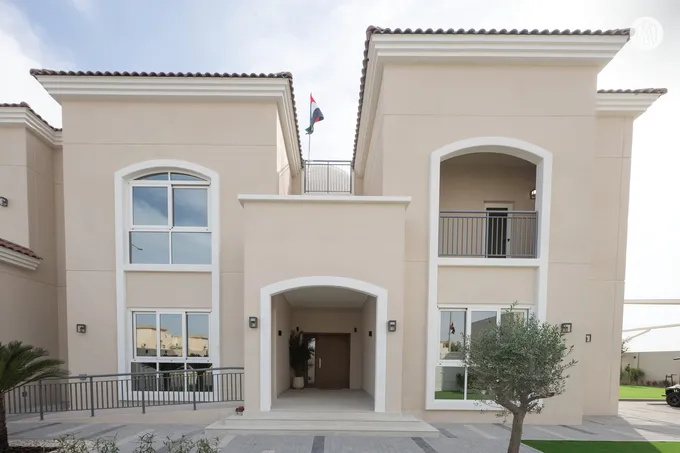 Hamdan bin Zayed inspects Al Sila City housing and Baya Al Sila infrastructure projects