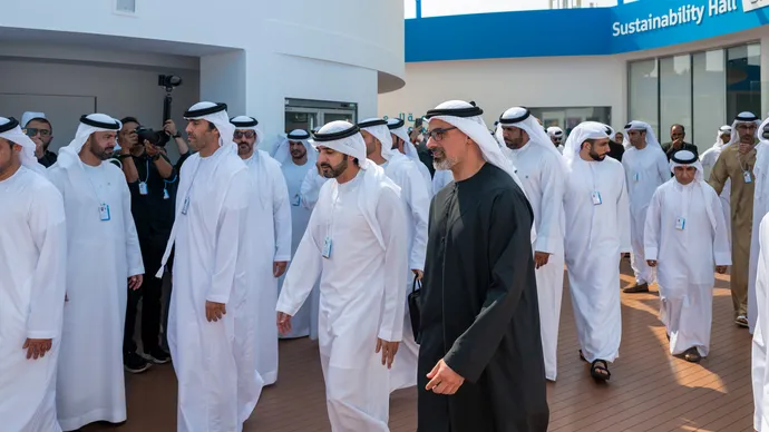 خالد بن محمد بن زايد يلتقي حمدان بن محمد بن راشد على هامش فعاليات القمة العالمية للحكومات 2026