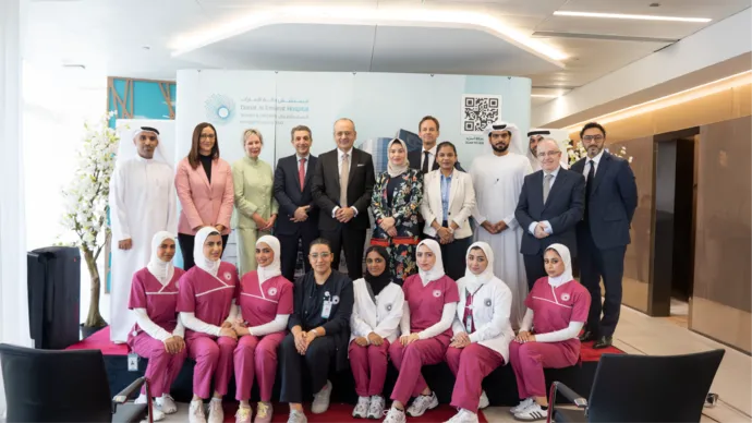 مستشفى دانة الإمارات للنساء والأطفال التابع لـ M42 يستقطب أول دفعة من القابلات الإماراتيات من كلية فاطمة للعلوم الصحية