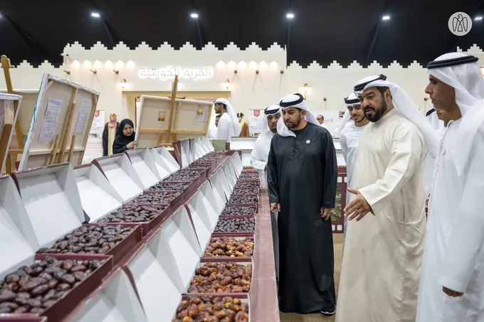 Hamdan bin Zayed visits 5th Al Dhafra Dates Festival in Madinat Zayed