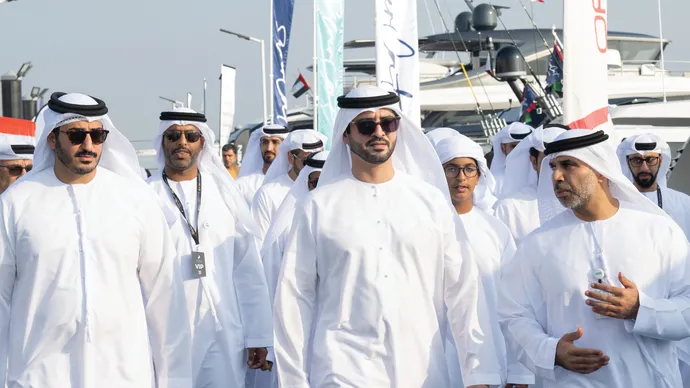 سلطان بن حمدان بن زايد يزور معرض أبوظبي الدولي للقوارب