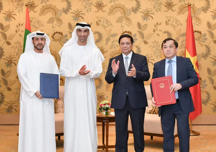 AD Ports Group partners with Vietnam Maritime Administration to enhance maritime and shipping sectors