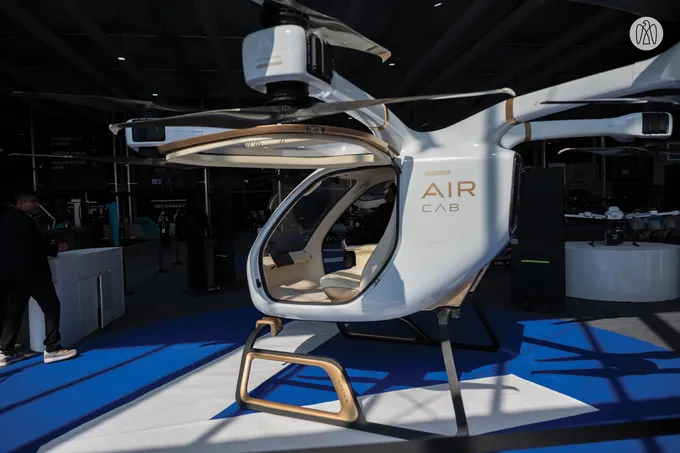 Khaled bin Mohamed bin Zayed attends second edition of DRIFTx exhibition