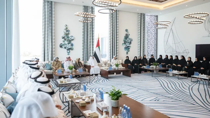 Hamdan bin Zayed meets senior citizens and government employees in Al Dhafra Region