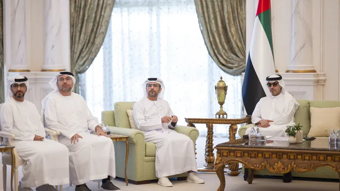 Hazza bin Zayed reviews updates on infrastructure, transport and logistics projects in Al Ain Region
