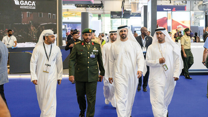Theyab bin Mohamed bin Zayed visits Dubai Airshow 2023