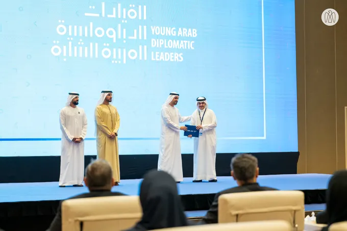 Under the patronage of Abdullah bin Zayed, and in the presence of Theyab bin Mohamed bin Zayed and Rashid bin Humaid Al Nuaimi, Arab Youth Center concludes 4th Arab Diplomatic Leaders Program in Abu Dhabi