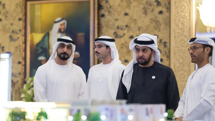 حمدان بن زايد يستقبل وفداً من مجلس الأمن السيبراني لحكومة دولة الإمارات ويشيد بوصول مواقع مراكز البيانات الرديفة للسحابة الوطنية إلى منطقة الظفرة