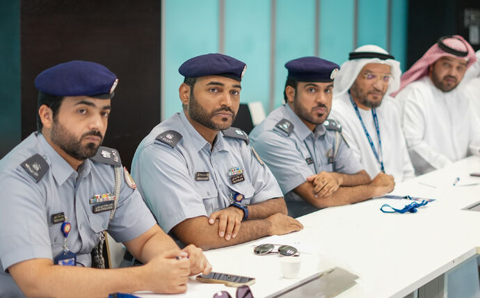 شرطة أبوظبي وهيئة البيئة – أبوظبي تعزِّزان جهود حماية البيئة