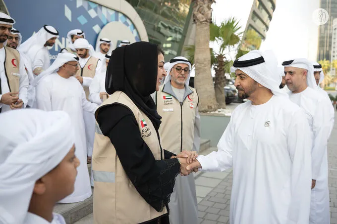 Hamdan bin Zayed participates in UAE stands with Lebanon humanitarian campaign efforts in Abu Dhabi