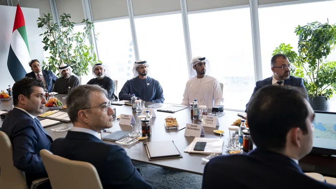 زايد بن حمدان بن زايد  يلتقي وزير الاقتصاد في جمهورية أذربيجان