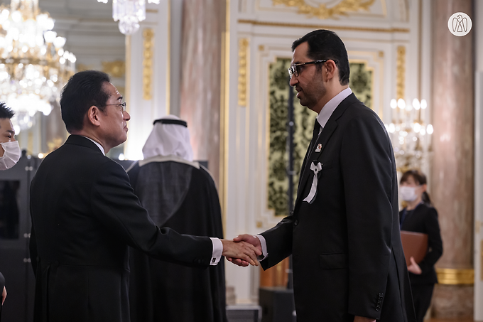 Khaled bin Mohamed bin Zayed visits State Guest House, Akasaka Palace in Tokyo to offer condolences on the passing of former Japanese Prime Minister Shinzo Abe