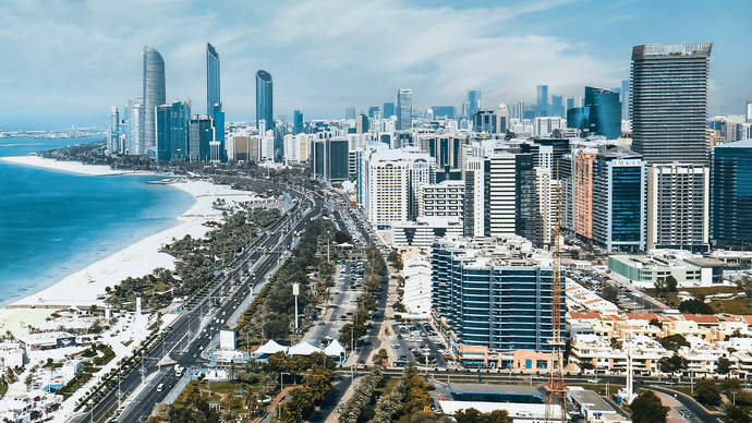برنامج دائرة التنمية الاقتصادية – أبوظبي لدعم الصادرات يواصل تمكين الشركات الصغيرة والمتوسطة للتوسُّع نحو الأسواق العالمية