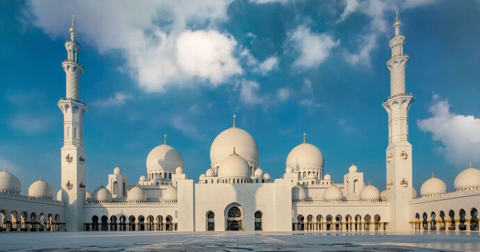 جامع الشيخ زايد الكبير يستكمل استعداداته لاستقبال شهر رمضان المبارك